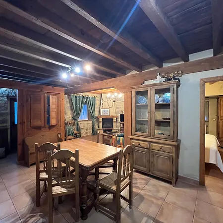 Hétvégi ház Casa La Colmena